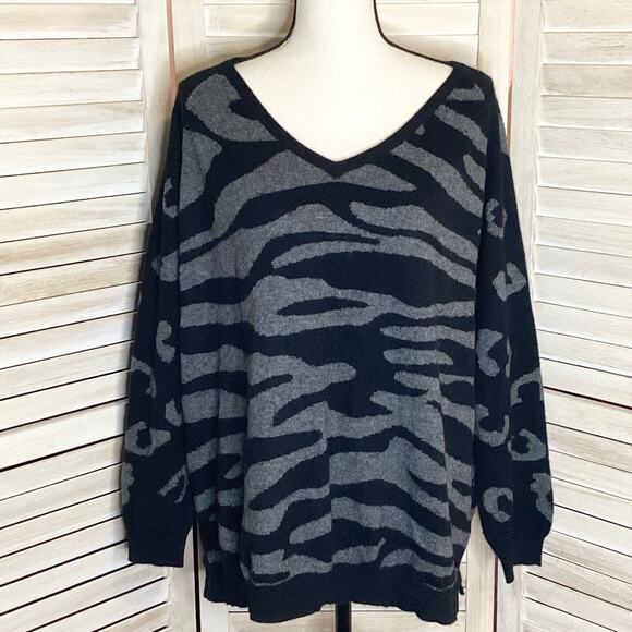 Jumper 1234 Leopard Zebra Black Gray Oversized 100% Cashmere Sweater 4 XL - Picture 1 of 10